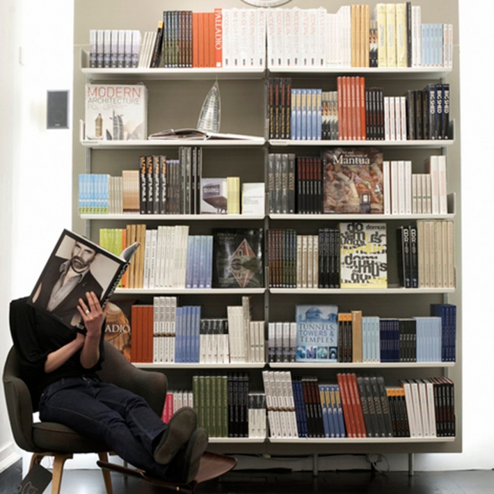 London’s Victoria & Albert Museum uses our bookshelves throughout their bookshopImages courtesy of the V&A/Holly Jolliffe