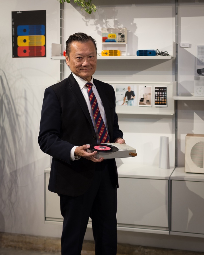 JF Chen with a Braun TP 1 portable record player by Dieter Rams © Vitsoe