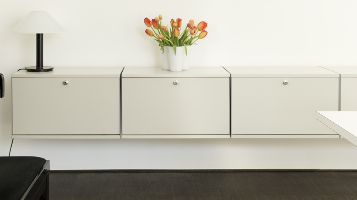 Sideboard with locker Cabinet, dining room or living room. Modular shelving systems. Designer Dieter Rams