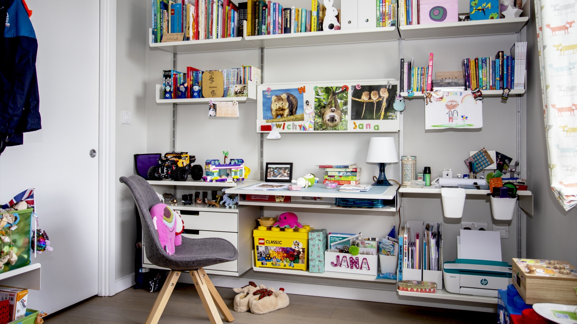 Welcome to Jana’s playroom | Editorial 1 | Vitsœ