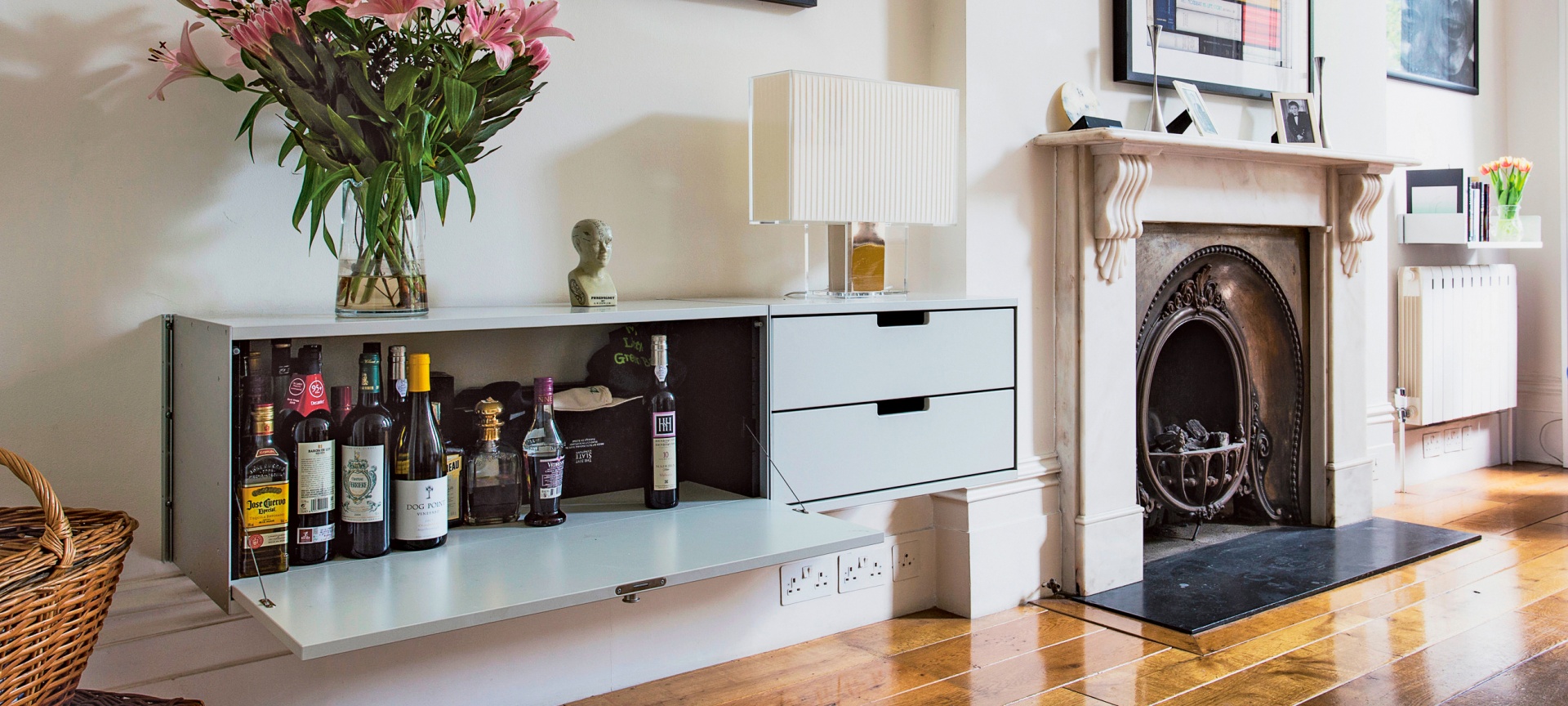 606 sideboard cabinets. Vitsœ, design Dieter Rams